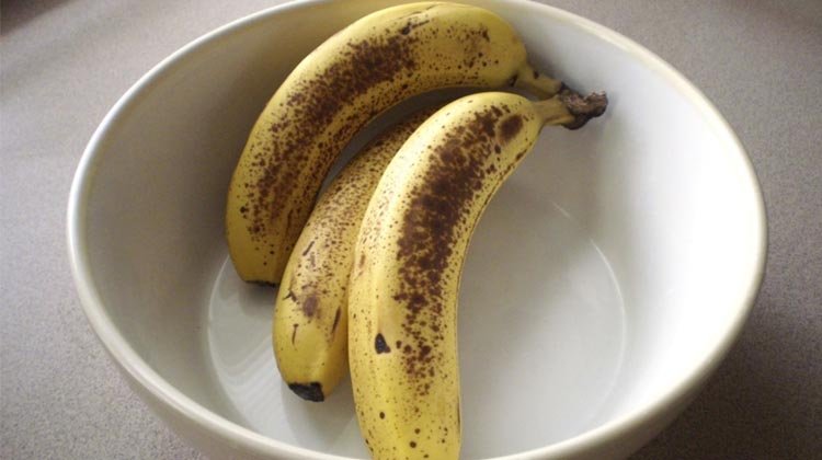 bananas black spots