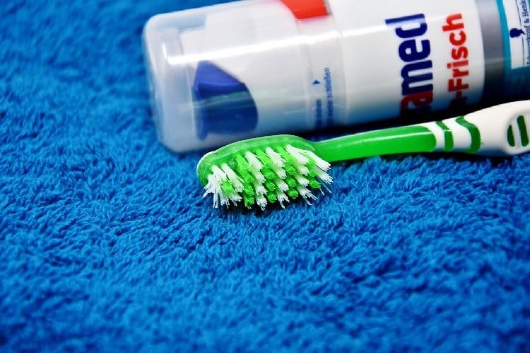tooth-brush-toothpaste