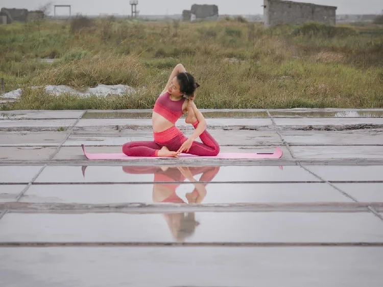 yoga exercises outdoor
