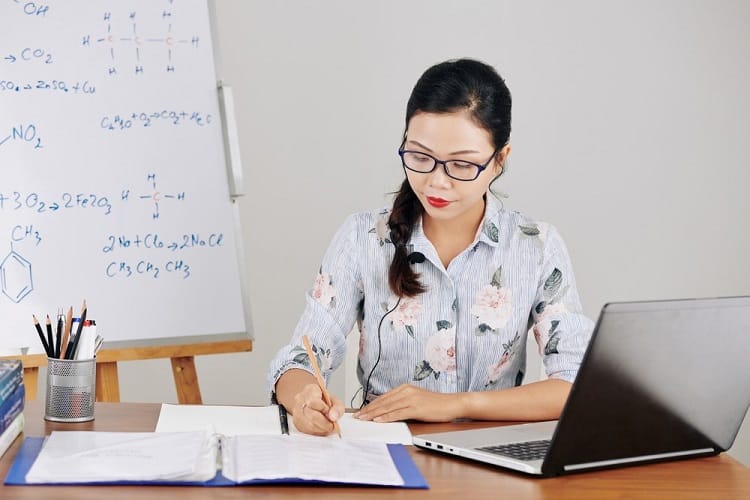 school learn laptop