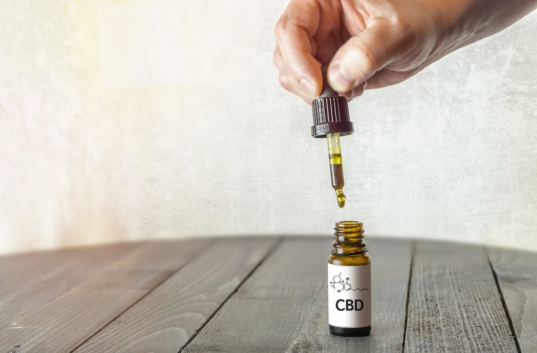 anxiety-oil-hemp-cannabis-marijuana-molecule-cbd-painkiller-legal