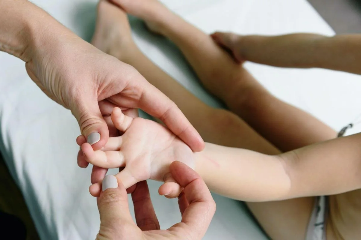 baby hands